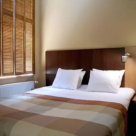 Hotel Hanza 3*