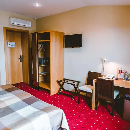 Hotel Hanza 3*