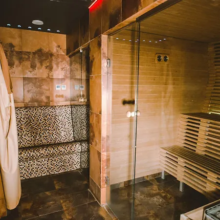 Hanza Hotel