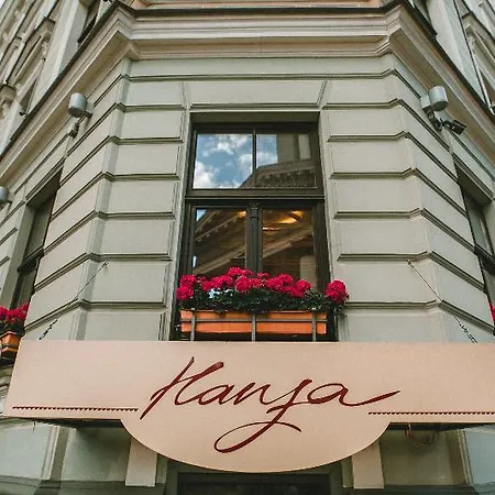Hanza Hotel 3*